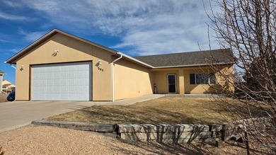Pueblo Reservoir Home For Sale in Pueblo West Colorado