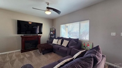 Beautiful Pueblo West Rancher! Great condition throughout. Very