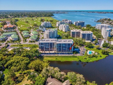 (private lake, pond, creek) Condo For Sale in Belleair Beach Florida