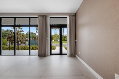 Hardly ever lived in with over $300K in premium upgrades already - photo 4