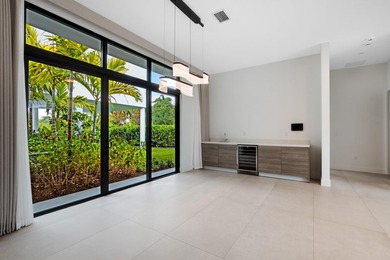 Hardly ever lived in with over $300K in premium upgrades already - photo 9