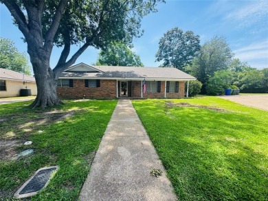 Lake Waco Home Active Under Con in Waco Texas