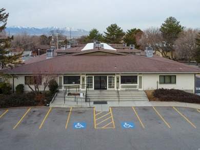 Graystone Professional Plaza is a professional office building - photo 2