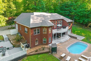 Buyer's agent to verify schools, taxes, square footage - photo 4