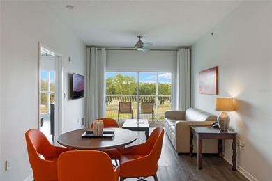 Under contract-accepting backup offers. This stunning, modern - photo 12