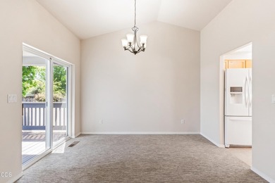 Welcome to this bright and cheerful single level 3 bedroom 2 - photo 12