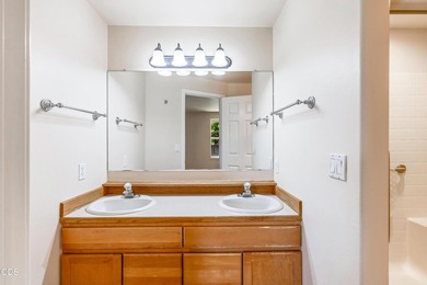Welcome to this bright and cheerful single level 3 bedroom 2 - photo 16