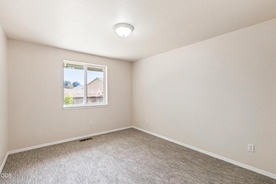 Welcome to this bright and cheerful single level 3 bedroom 2 - photo 17