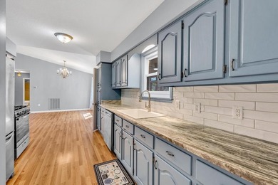 Charming 3BR/2BA home on a level lot just minutes from town in a - photo 20