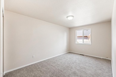 Welcome to this bright and cheerful single level 3 bedroom 2 - photo 21