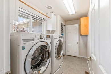Welcome to this bright and cheerful single level 3 bedroom 2 - photo 23