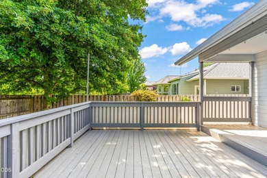 Welcome to this bright and cheerful single level 3 bedroom 2 - photo 26