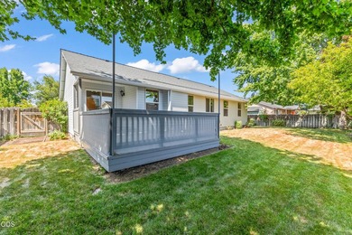 Welcome to this bright and cheerful single level 3 bedroom 2 - photo 27