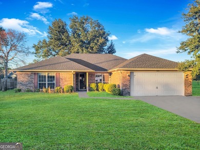 Lake Jordan Home Active Under Contract in Hinesville Georgia