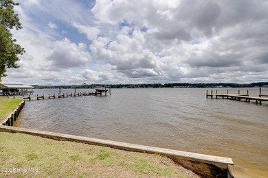 Stunning coastal living awaits at this waterfront gem, offering - photo 36