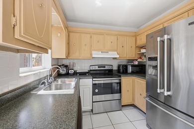 Opportunity awaits in the heart of Wilton Manors. This 2-bedroom - photo 14