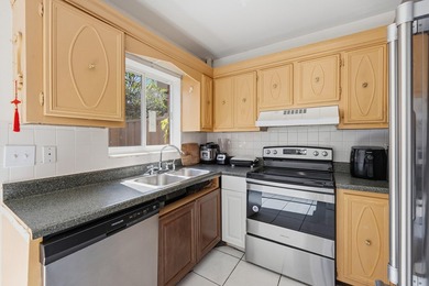 Opportunity awaits in the heart of Wilton Manors. This 2-bedroom - photo 15