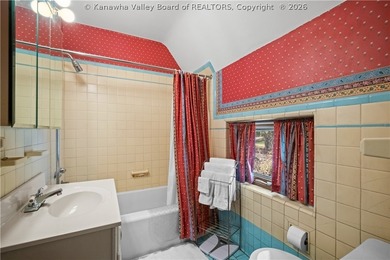 Nestled on a quiet dead-end street in the heart of South Hills - photo 23