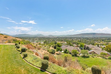 The impressive valley views are the first thing. This East Bench - photo 26