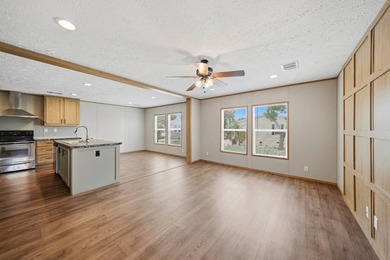 Welcome to 536 Zebra Drive, where modern design, quality - photo 3