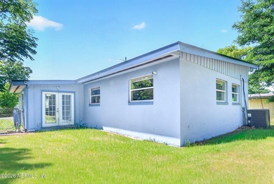 Welcome to this charming 4-bedroom, 2-bath home offering 1,453 - photo 34