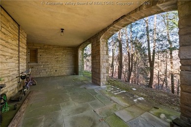 Nestled on a quiet dead-end street in the heart of South Hills - photo 37