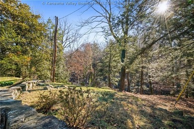Nestled on a quiet dead-end street in the heart of South Hills - photo 38