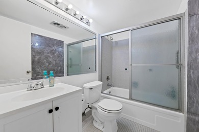 First-floor, easy-access 1-bedroom, 1-bathroom condo located in - photo 8