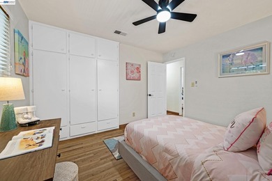 Outstanding 3 bedroom 2 full bath home in a desirable north - photo 10