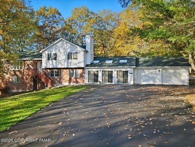 (private lake, pond, coastal) Home For Sale in Cresco Pennsylvania