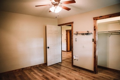 Great 3-bedroom, 2-bath home in a very secluded area in the - photo 9