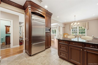 Luxury, privacy and low-maintenance living come together in this - photo 12