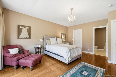 Luxury, privacy and low-maintenance living come together in this - photo 15