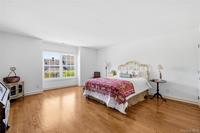 Luxury, privacy and low-maintenance living come together in this - photo 26
