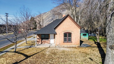 Lake Home For Sale in Springville, Utah