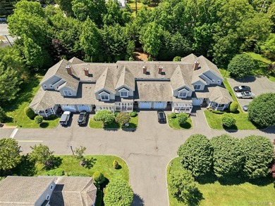 Luxury, privacy and low-maintenance living come together in this - photo 35
