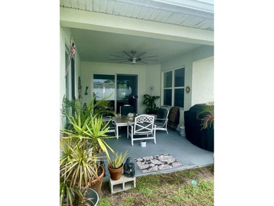Shows like a model! This SPECTACULAR Custom 4 Bedroom 3 Bath - photo 6