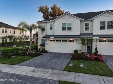 Come fall in love with this EXCLUSIVE, impeccably upgraded Lark - photo 4