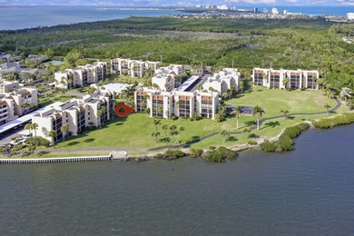 (private lake, pond, creek) Condo For Sale in Jensen Beach Florida