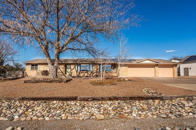 Pueblo Reservoir Home For Sale in Pueblo West Colorado
