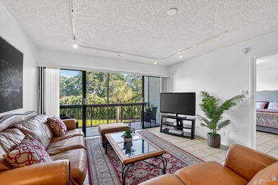 Lake Mangonia Condo For Sale in West Palm Beach Florida