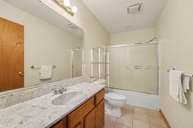 Estate Sale! Great opportunity to restore this 3-bedroom, 2-bath - photo 9