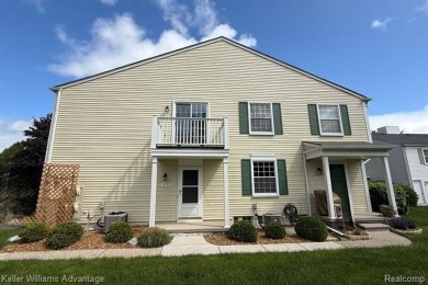 Lake Condo For Sale in Walled Lake, Michigan