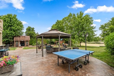 Nestled on a breathtaking lot, this CUSTOM home offers luxurious - photo 13