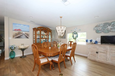 An immaculate and well-maintained 2-bedroom 2-bath manufactured - photo 13