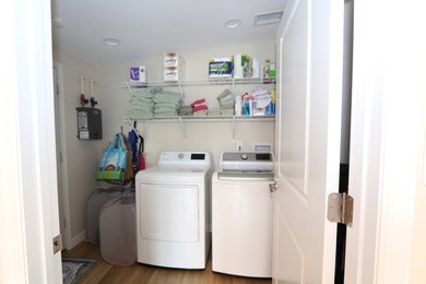 An immaculate and well-maintained 2-bedroom 2-bath manufactured - photo 19