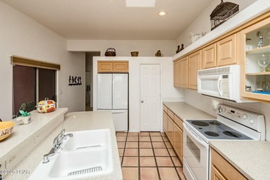 WELCOME HOME TO YOUR DREAM RETREAT, NESTLED IN A BEAUTIFULLY - photo 23