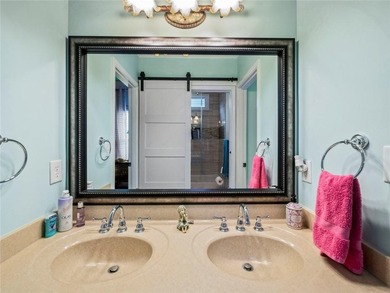 PRICE REDUCED. Executive Home on the #5 Fairway in Resort-Style - photo 23