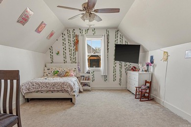 Rare 5 bedroom, 3 bath home in the desirable Villas at Sage - photo 25