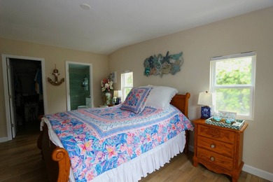 An immaculate and well-maintained 2-bedroom 2-bath manufactured - photo 34
